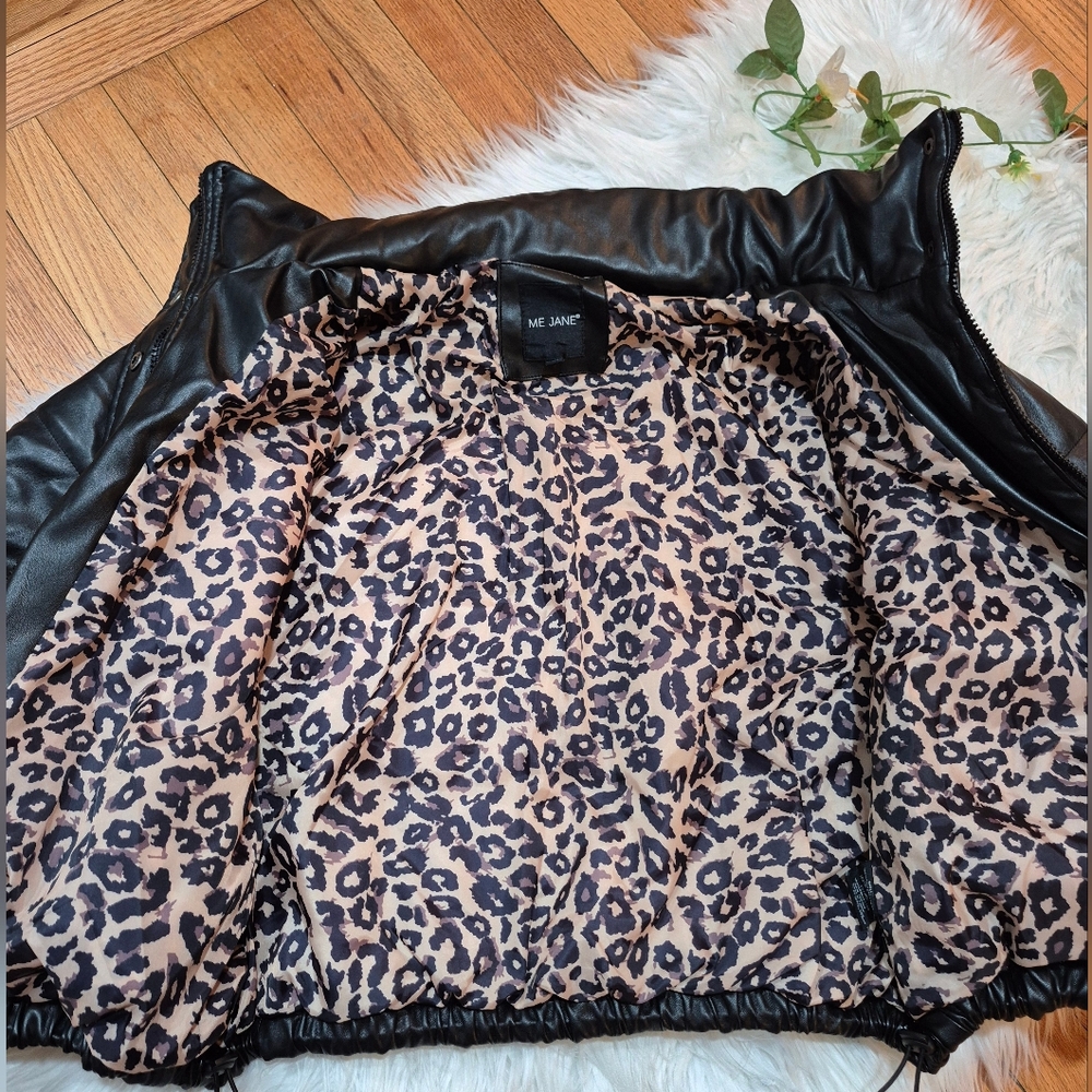 ME JANE Black Women's Puffer Faux Leather Jacket SIZE M. - Picture 13 of 16